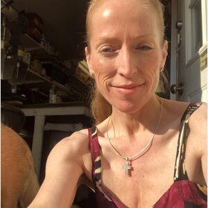 Meet your Posher, Alicia